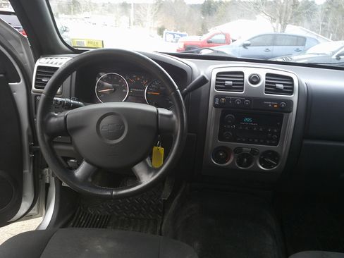 Used 2010 Chevrolet Colorado LT image 12