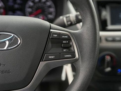 Used 2018 Hyundai Accent SE image 23