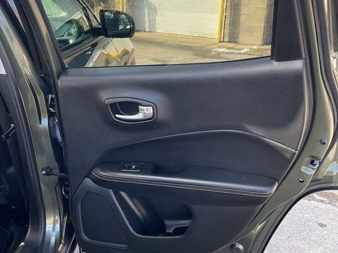 Used 2021 Jeep Compass Latitude w/ Convenience Group image 24