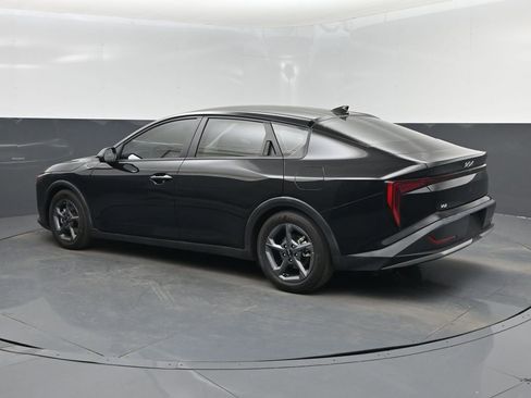 Certified 2025 Kia K4 LXS FWD image 4