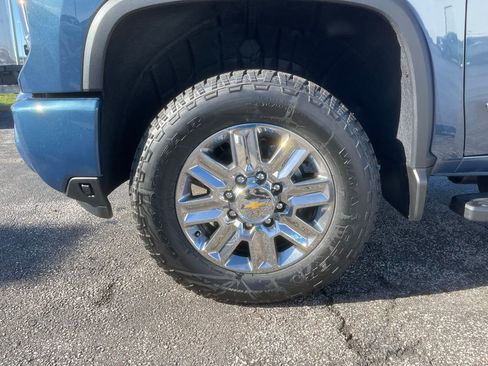 New 2026 Chevrolet Silverado 3500 High Country w/ High Country Premium Package AWD/4WD image 40