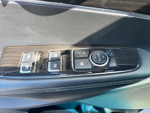 Used 2020 Kia Sorento LX w/ LX I4 Convenience Package FWD image 17
