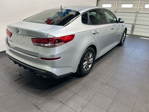 Used 2020 Kia Optima LX FWD image 3