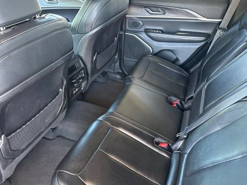 Used 2024 Jeep Grand Cherokee Limited 4xe AWD/4WD image 6