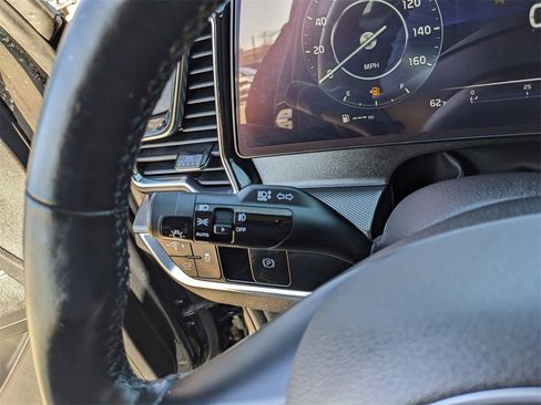 Certified 2025 Kia Sportage SX image 34