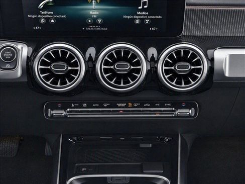 Certified 2020 Mercedes-Benz GLB 250 image 20