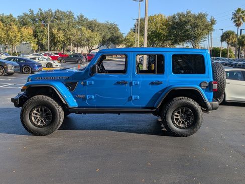 Used 2025 Jeep Wrangler Unlimited Rubicon 392 image 2