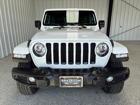 Used 2021 Jeep Wrangler Unlimited Sahara image 5