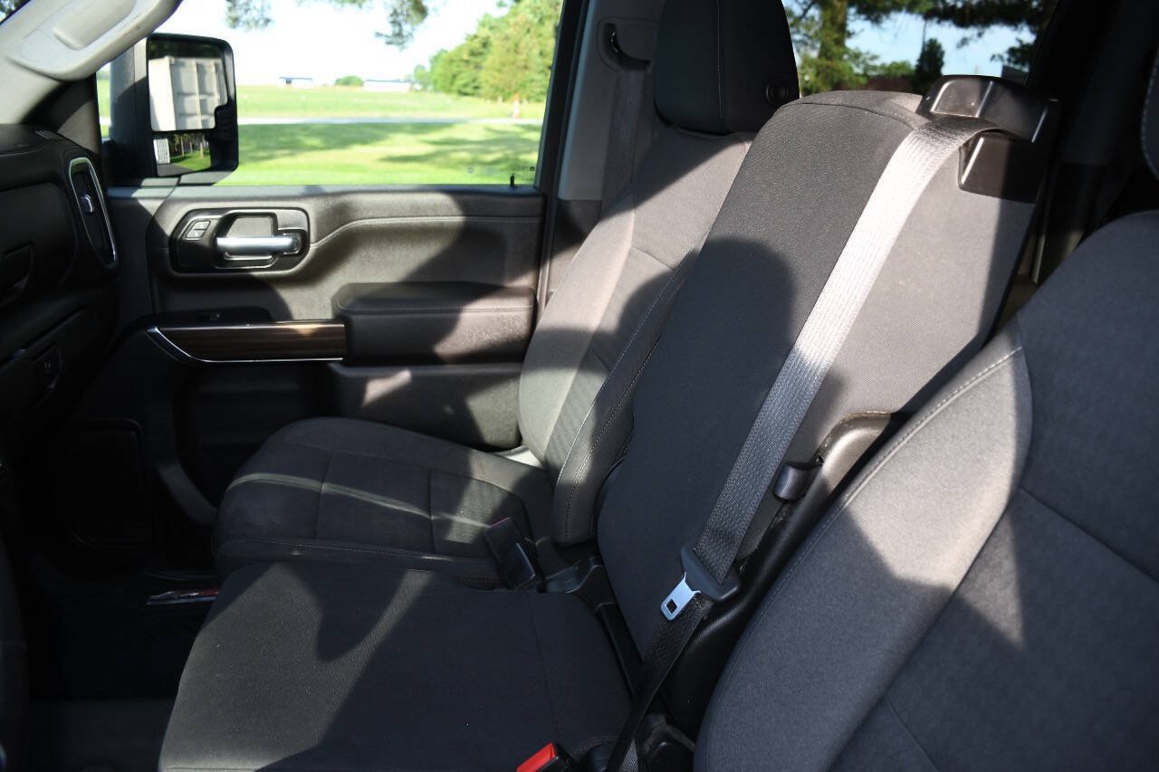 Used 2022 Chevrolet Silverado 2500 LT w/ Convenience Package AWD/4WD image 15