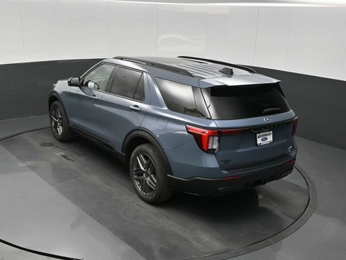 New 2026 Ford Explorer ST-Line w/ ST-Line Street Pack image 14