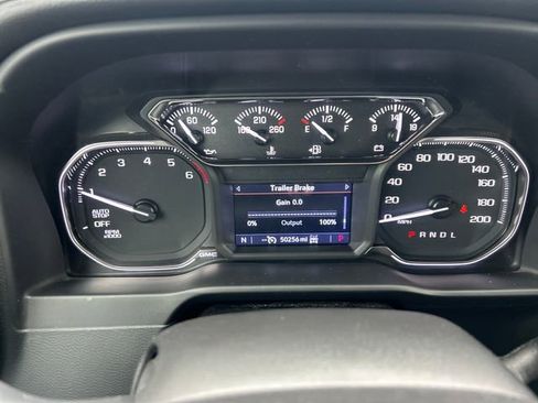 Used 2021 GMC Sierra 1500 AT4 image 16