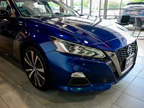 Used 2019 Nissan Altima 2.5 SR AWD/4WD image 10