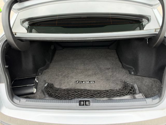 Used 2021 Lexus IS 350 F Sport RWD image 11