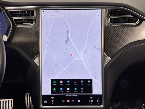 Used 2017 Tesla Model X 75D image 22