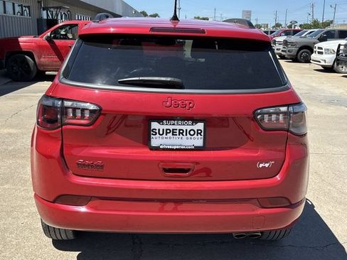 Used 2022 Jeep Compass Limited AWD/4WD image 4