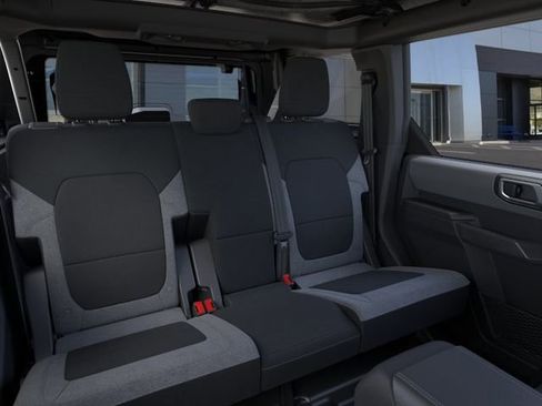 New 2025 Ford Bronco 4-Door w/ Sasquatch Package AWD/4WD image 11