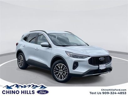 New 2025 Ford Escape SE
