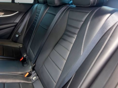 Used 2023 Mercedes-Benz E 450 4MATIC Sedan image 50