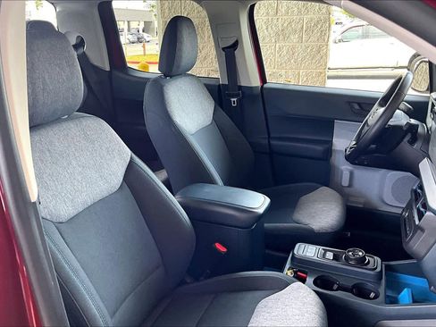 Used 2025 Ford Maverick XLT w/ XLT Luxury Package AWD/4WD image 9