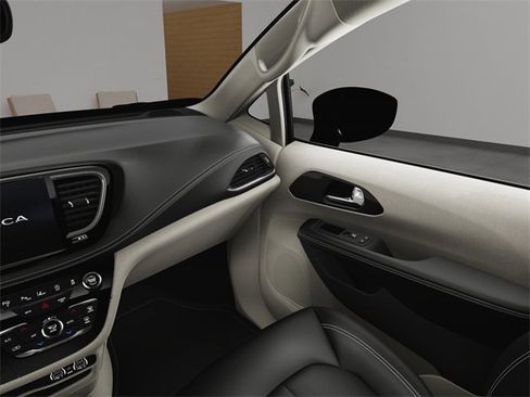 New 2024 Chrysler Pacifica Touring-L image 21