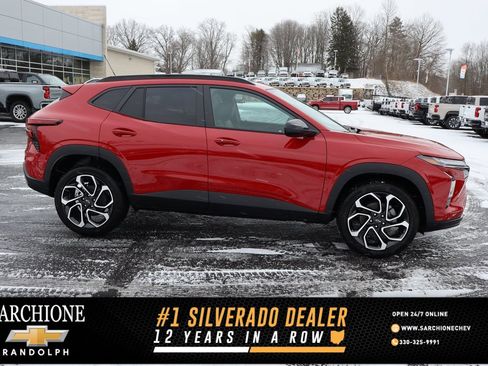 New 2026 Chevrolet Trax RS w/ Sunroof Package image 1