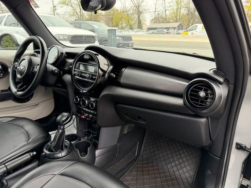 Used 2014 MINI Cooper 2-Door Hardtop image 18