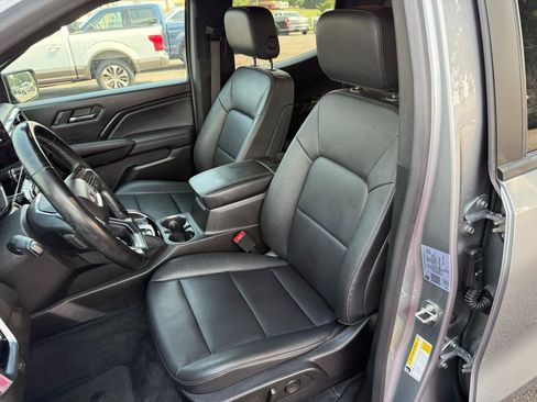 Used 2023 GMC Canyon Elevation w/ Elevation Premium Package RWD image 13