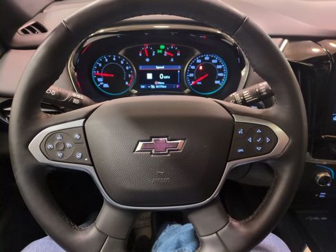 Used 2023 Chevrolet Traverse RS w/ LPO, Floor Liner Package AWD/4WD image 19