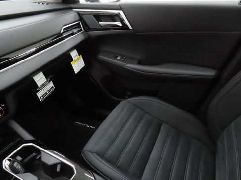 New 2026 Mitsubishi Outlander SE FWD image 19