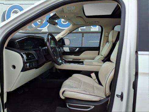 Used 2020 Lincoln Navigator L Black Label image 18