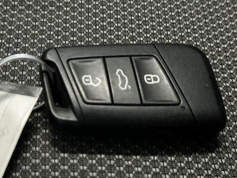 Used 2024 Volkswagen Taos S FWD image 28