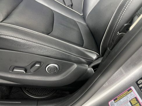 Used 2023 Genesis GV70 2.5T w/ Advanced Package image 26