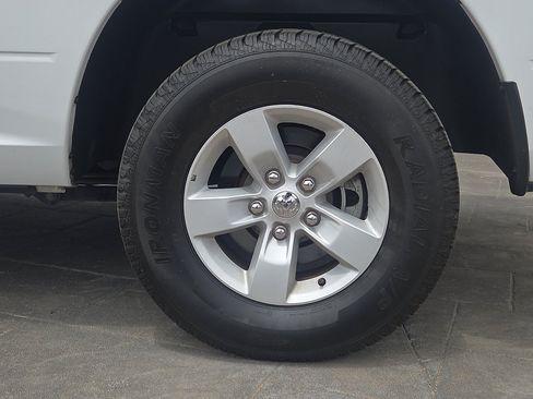 Used 2023 RAM 1500 Classic SLT w/ Trailer & Traction Group RWD image 5