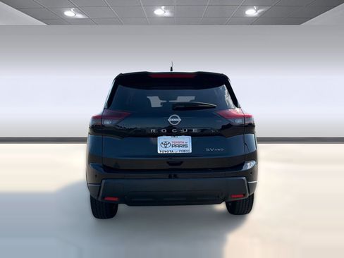 Used 2024 Nissan Rogue SV AWD/4WD image 10