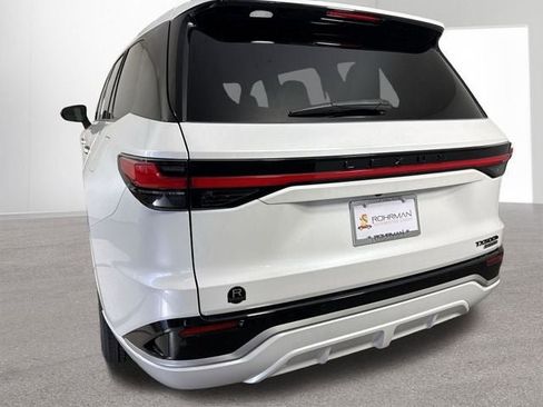 New 2026 Lexus TX 500h AWD image 29