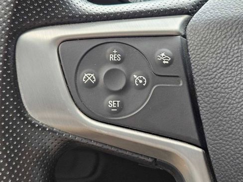 Used 2024 GMC Terrain SLE w/ Driver Convenience Package FWD image 16