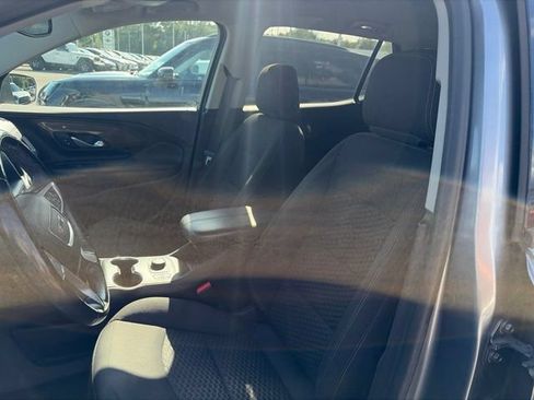 Used 2019 GMC Terrain SLE w/ Driver Convenience Package AWD/4WD image 26
