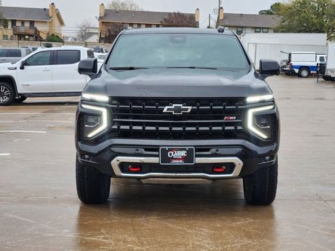 Used 2025 Chevrolet Tahoe Z71 AWD/4WD image 10