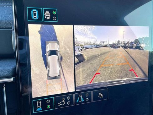 Used 2025 GMC Yukon Denali image 21