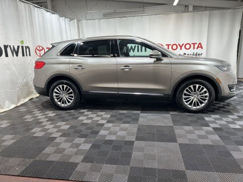 Used 2016 Lincoln MKX Select w/ Select Plus Package image 8