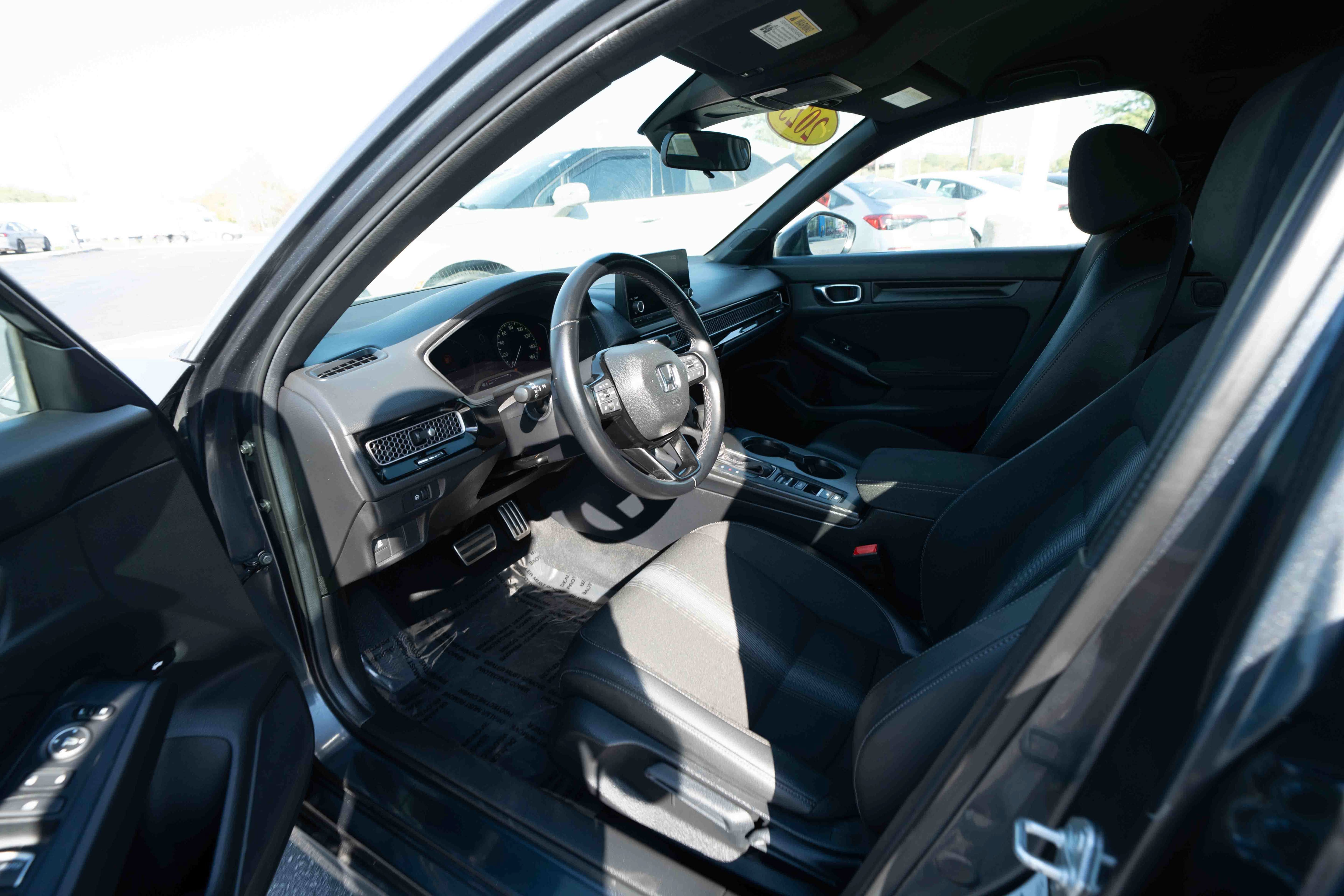 Used 2025 Honda Civic Sport image 8