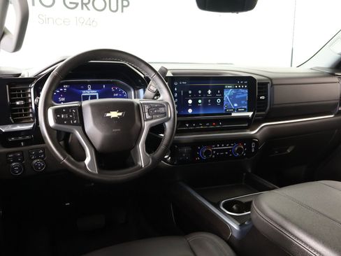 Used 2024 Chevrolet Silverado 3500 LTZ w/ LTZ Convenience Package image 2