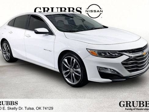 Used 2024 Chevrolet Malibu LT FWD image 1
