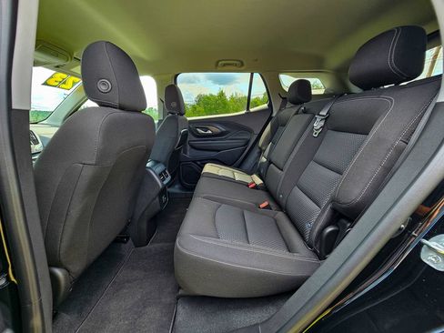 Used 2023 GMC Terrain SLE w/ Driver Convenience Package AWD/4WD image 30