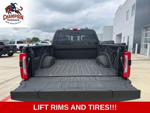 Used 2024 Ford F250 Platinum AWD/4WD image 18