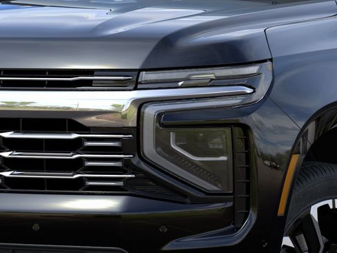New 2026 Chevrolet Suburban Premier AWD/4WD image 10