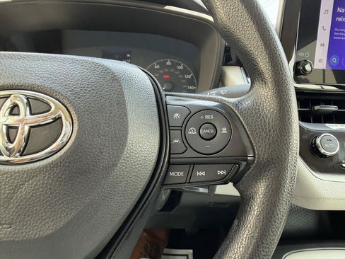 Used 2023 Toyota Corolla LE FWD image 22