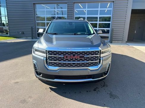 Used 2020 GMC Acadia Denali w/ Technology Package FWD image 2