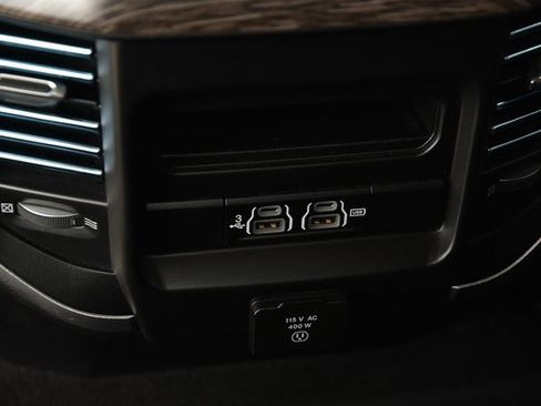 Used 2020 RAM 1500 Laramie image 23