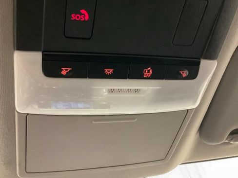Used 2025 Nissan Sentra SV FWD image 25